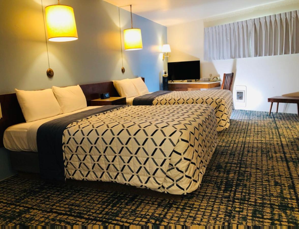 Curly Redwood Lodge Кресент-Сити Экстерьер фото